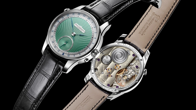 Moritz_Grossmann_GMT_Guilloche_ green dial and movement