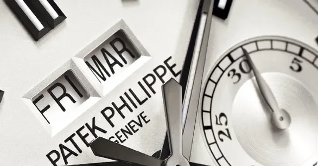 Patek-slider-4