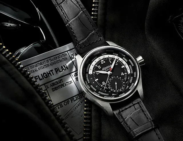 Alpina Worldtimer Manufacture front