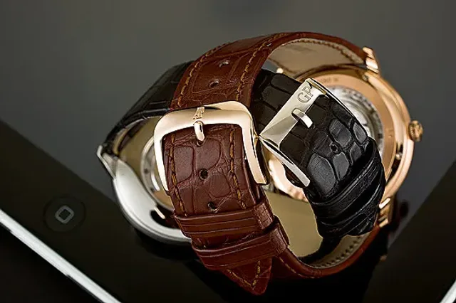 AP and GP Thin Watches-clasps