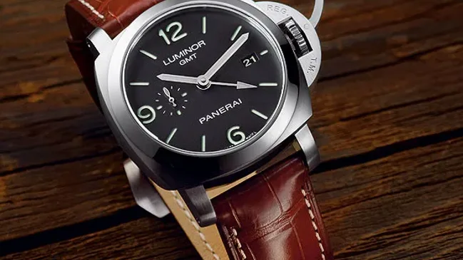 Panerai Luminor 1950 3 Days GMT front