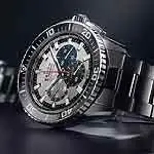 バクガメス The Watch that Broke the Sound Barrier: Zenith's Tribute to Felix