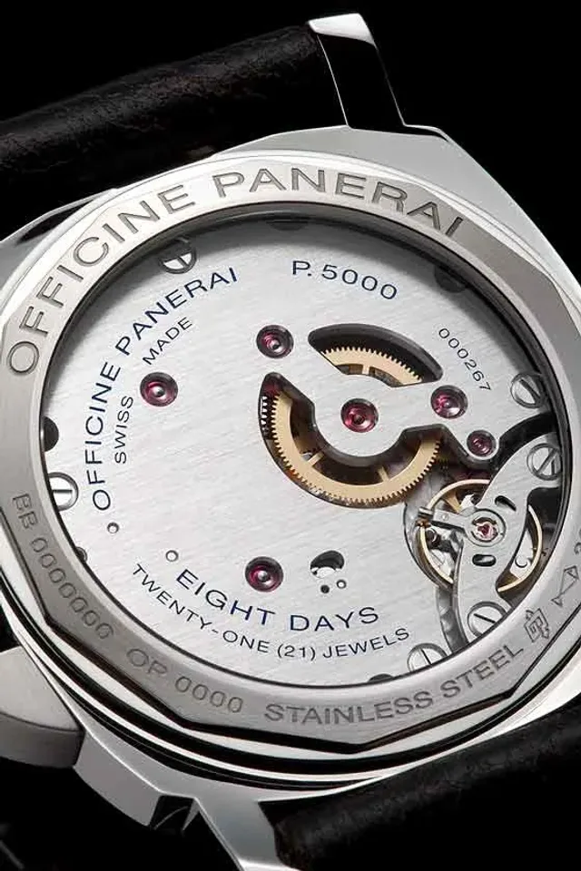 Panerai PAM00510 Luminor Marina 8 Days - caseback