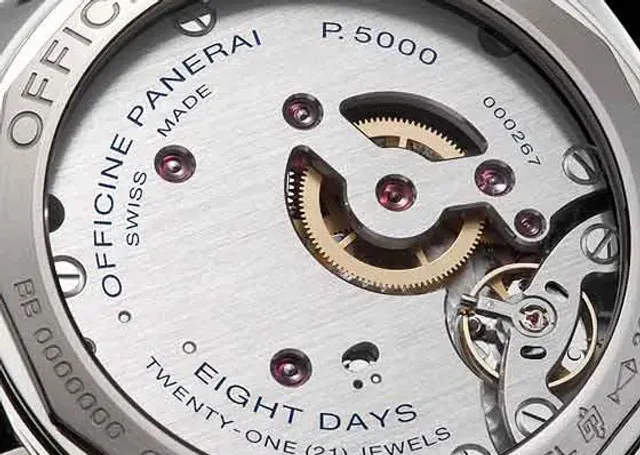 Panerai Calibre P.5000 manual-wound movement with an eight-day power reserve (PAM00510-caseback)