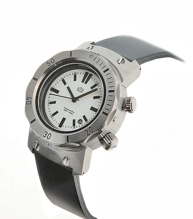UTS 3000m Dive Watch