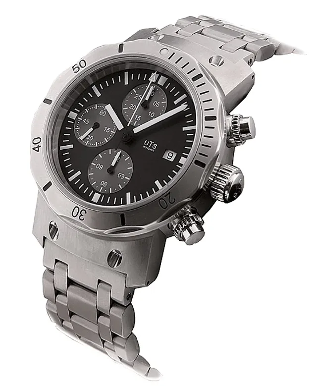 UTS 600m chronograph