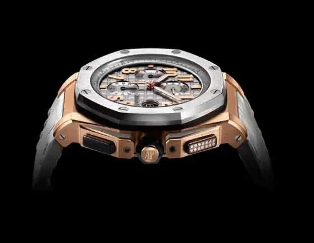Audemars Piguet Royal Oak Offshore LeBron James LE - side