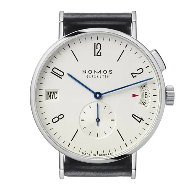 Nomos_Tangomat-GMT-PR