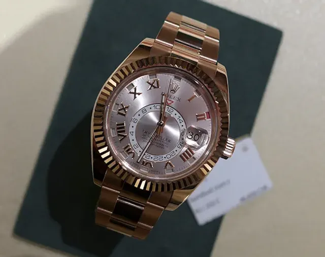 rolex_skydweller_everose_560