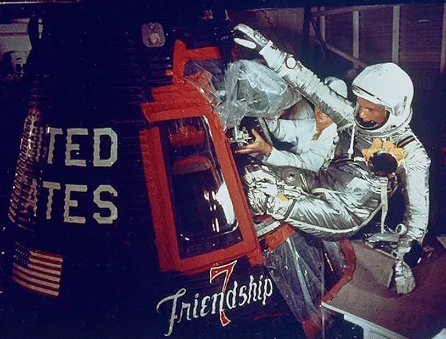 JohnGlenn_560
