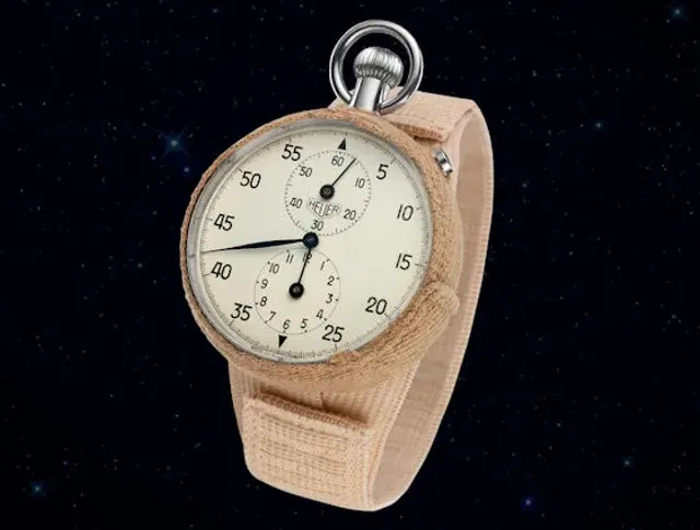 heuer_in_space_560