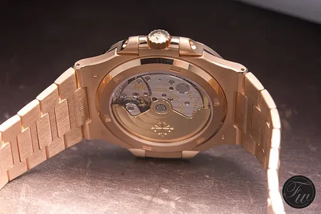 Patek Philippe Nautilus Ref. 5711 - Gold - back
