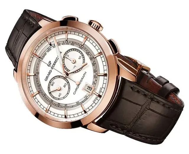Girard-Perregaux 1966 Column Wheel Chronograph - angle