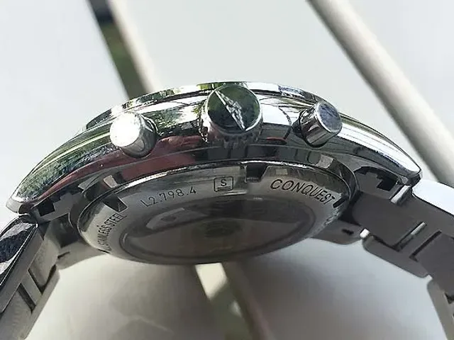 Longines Conquest Classic Moonphase - side view