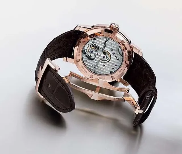 Vacheron Constantin Patrimony Traditionnelle Tourbillon 14 Days - back