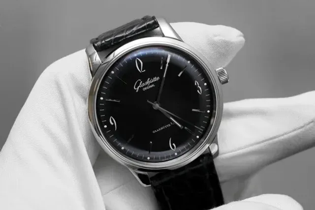 Glashutte-Senator-Sixties-560