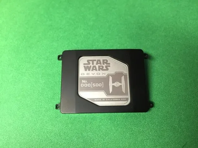 Star-Wars-Devon-Back-Plate
