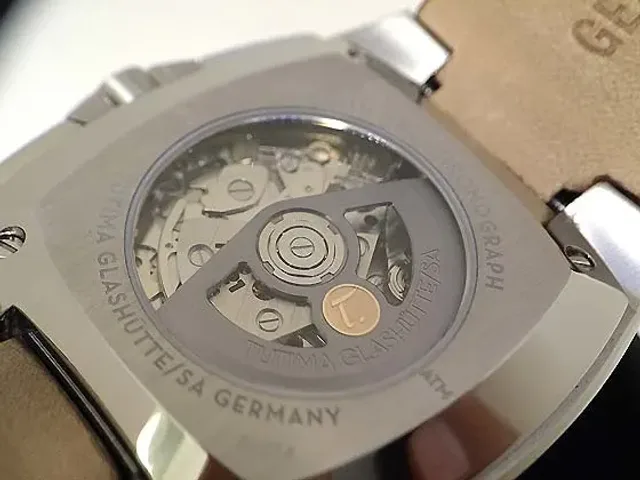 Tutima Saxon One Chronograph - movement