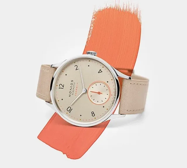 Nomos Minimatik - champagne dial