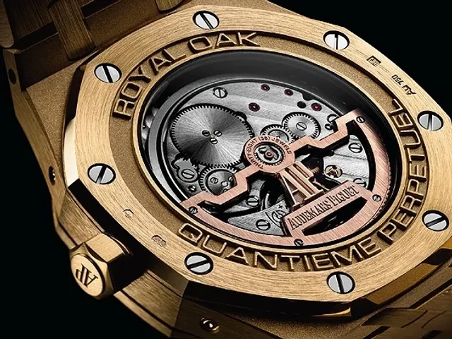 Audemars Piguet Royal Oak QP - yellow gold - back