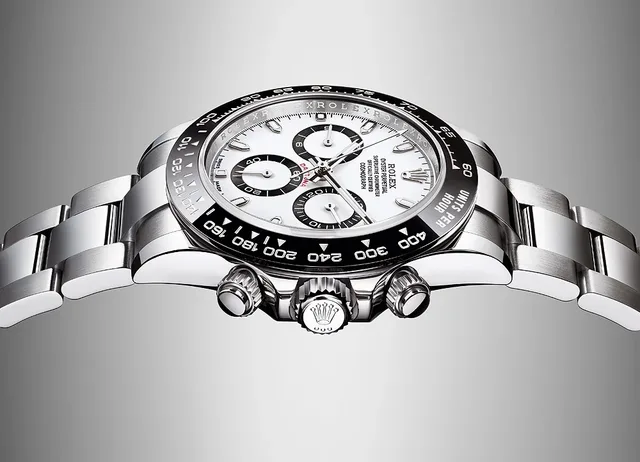 Rolex Cosmograph Daytona - Cerachrom - side