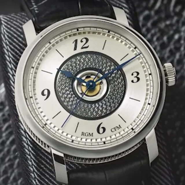 Martin_Guitar_RGM_2_Millionth_Watch_Square