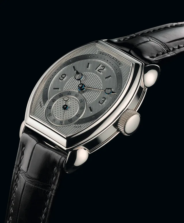 One-of-a-kind tonneau watch with jumping seconds hand