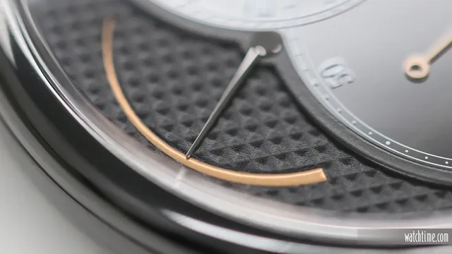 Jaquet Droz Grande Seconde Power Reserve Black Ceramic Clous de Paris - Power Reserve Indicator