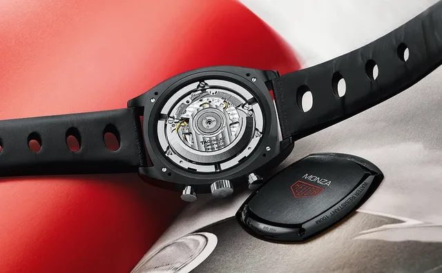 TAG Heuer Monza - open caseback