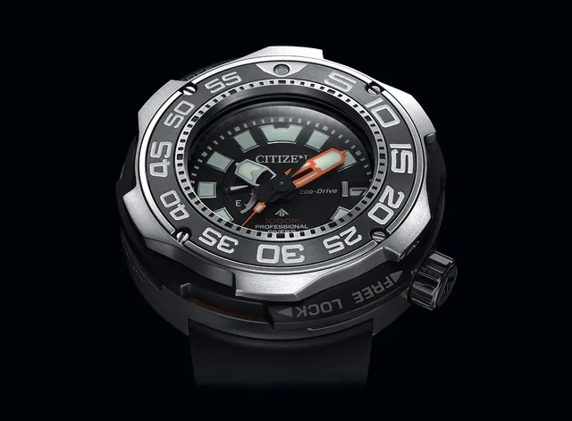Citizen Promaster Eco-Drive Professional Diver 1000M - bezel CU