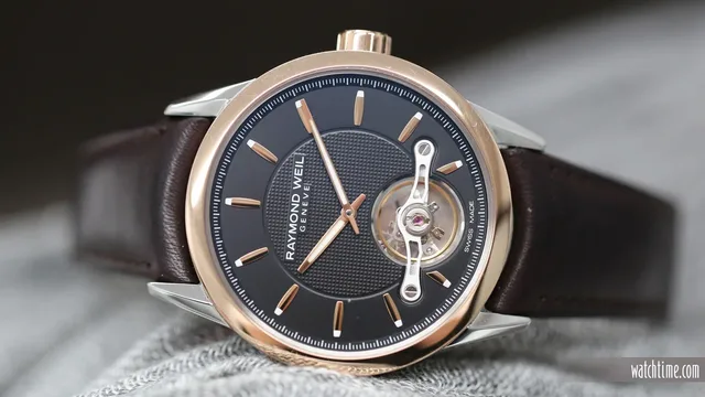 Raymond Weil Freelancer RW1212 - reclining