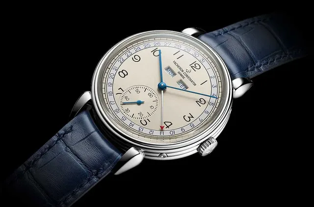 Vacheron Historiques Triple Calendar - angle