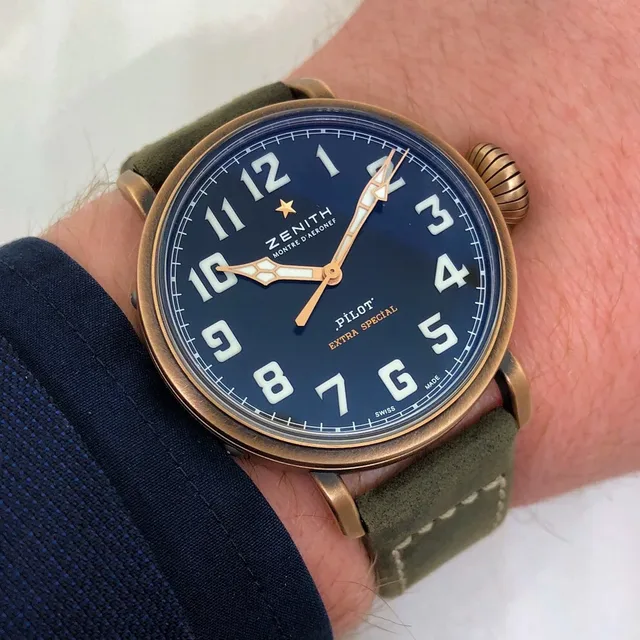 The Zenith Pilot Type 20 Extra Special 40 mm in bronze.