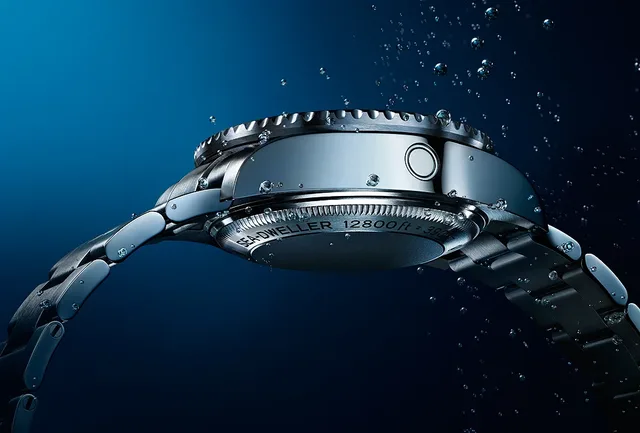 Rolex Deepsea Sea-Dweller - side