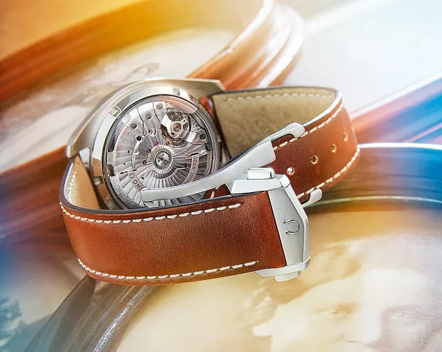 Omega Speedmaster Racing Chronometer - buckle