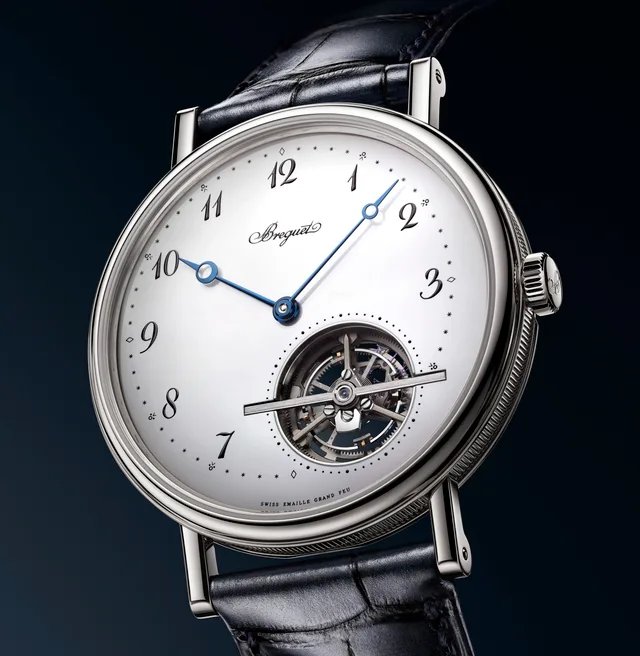 Breguet Classique Tourbillon Extra-Plat Automatique 5367 in platinum