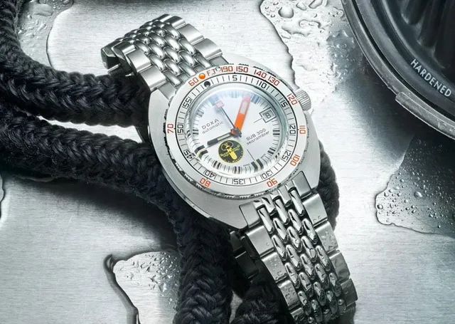 Doxa Sub 300 Silver Lung