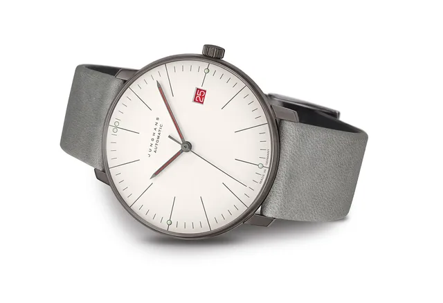 Junghans max bill Automatic 100 Jahre Bauhaus - reclining