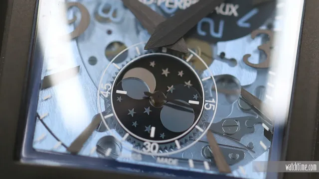 Girard-Perregaux Vintage 1945 Earth to Sky - Moonphase