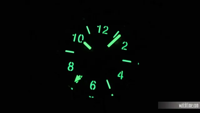 Hublot Big Bang Unico GMT Carbon - Dial - Lume