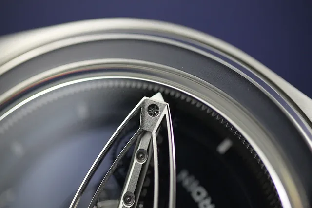Ulysse Nardin Freak Vision - minutes