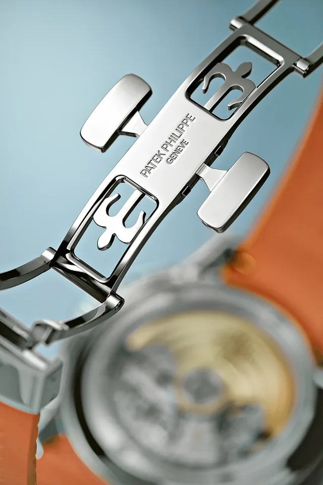 Patek Philippe Aquanaut Chronograph - buckle
