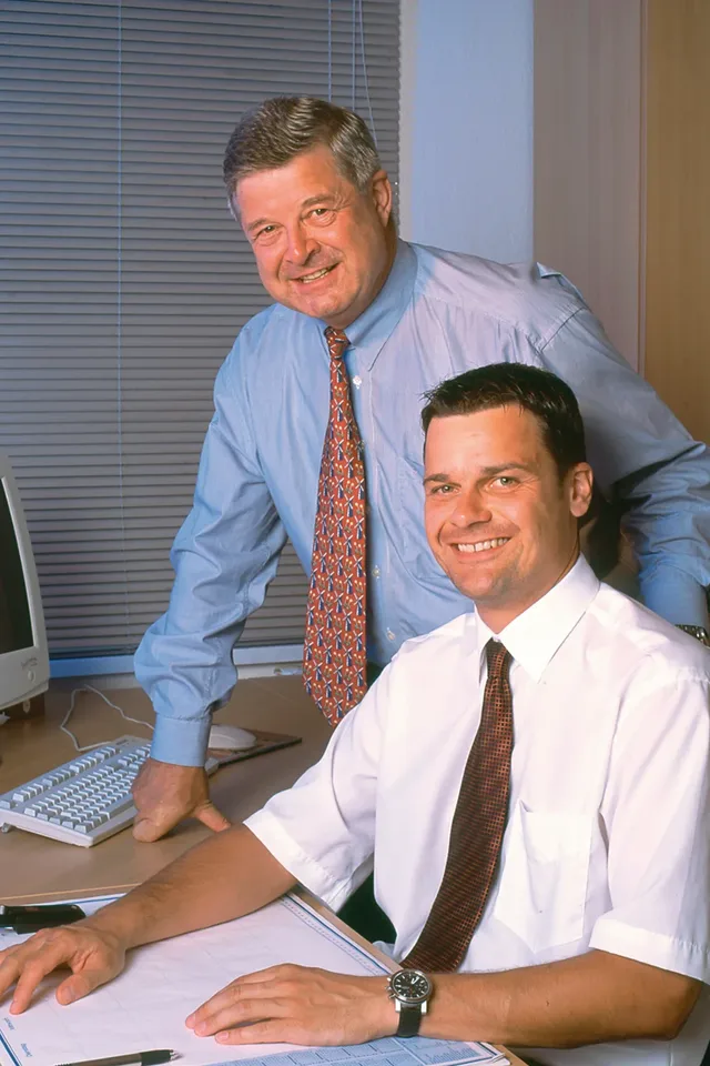Hans-Jürgen & Thilo Muehle - 2000