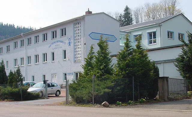 Muehle Glashuette Factory (Modern)