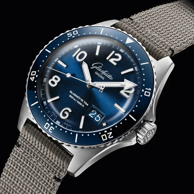 Glashutte Original Spezialist SeaQ Panorma Date blue