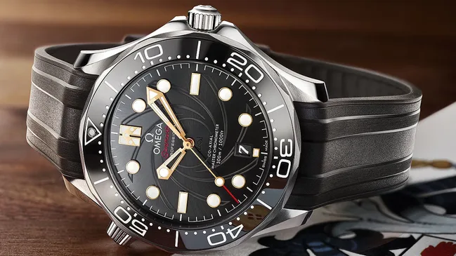 Omega Seamaster Bond OHMSS - reclining