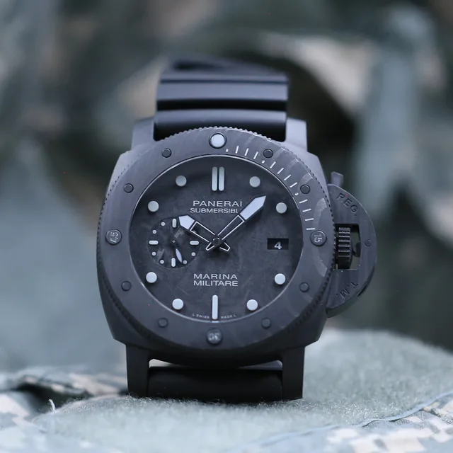 Panerai Submersible Marina Militare Carbotech