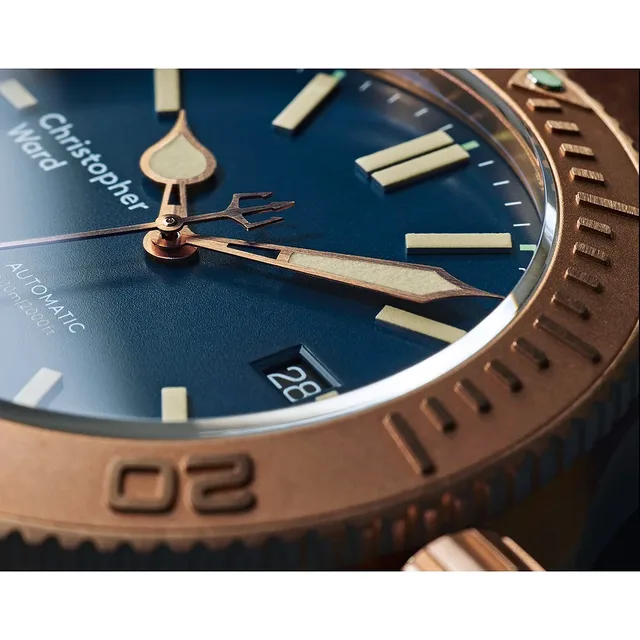 Christopher Ward dial CU