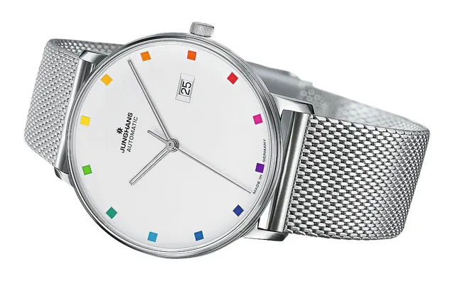 Junghans Form A 100 Jahre Bauhaus - reclining