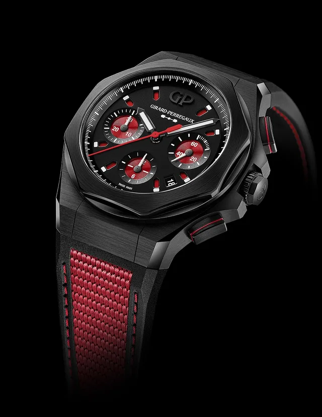 Girard-Perregaux Laureato Absolute Passion - angle